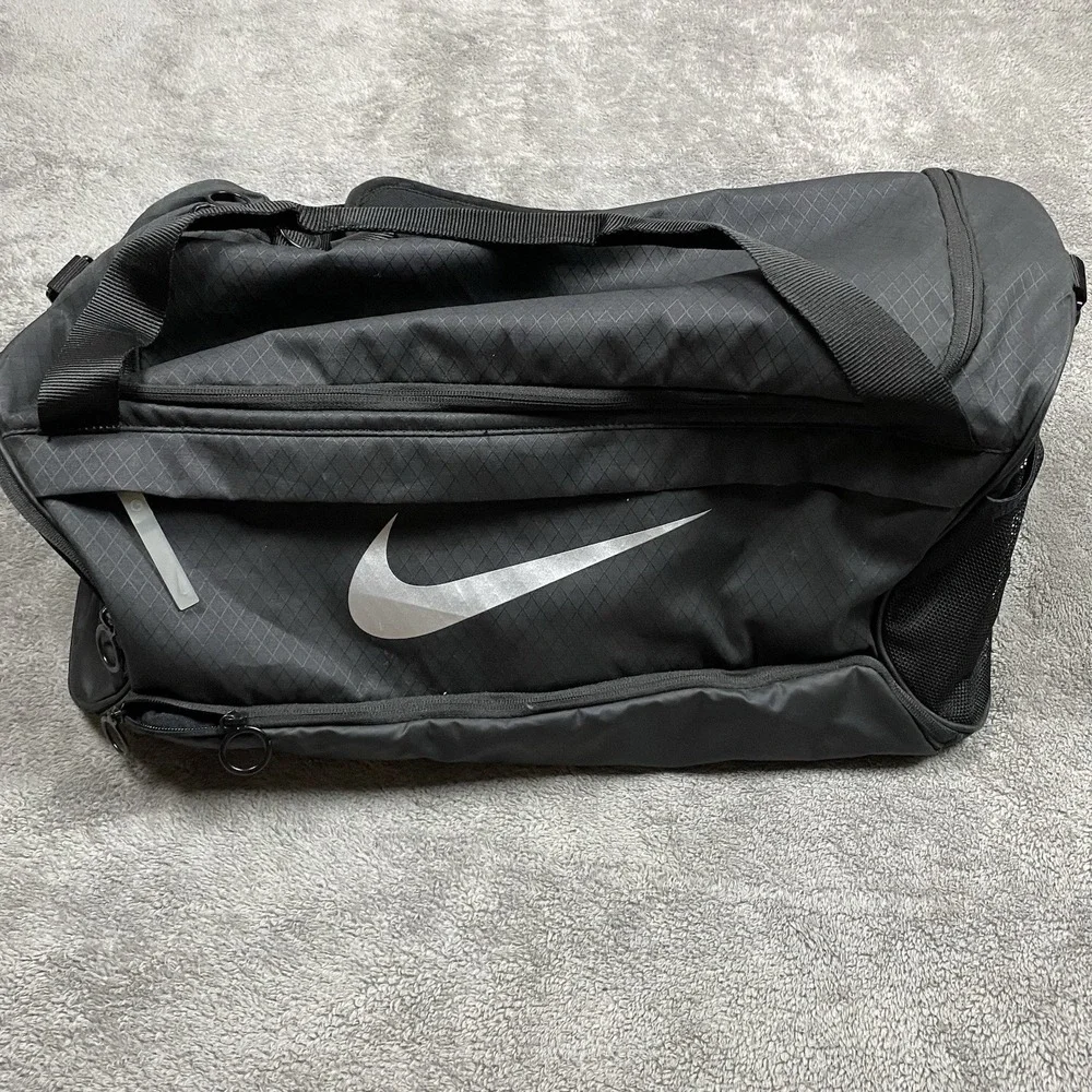 Nike Duffel Bag Black Casual Fashion Bag Karlo Zovko Bag Pitt Peach Bowl‎ 2021